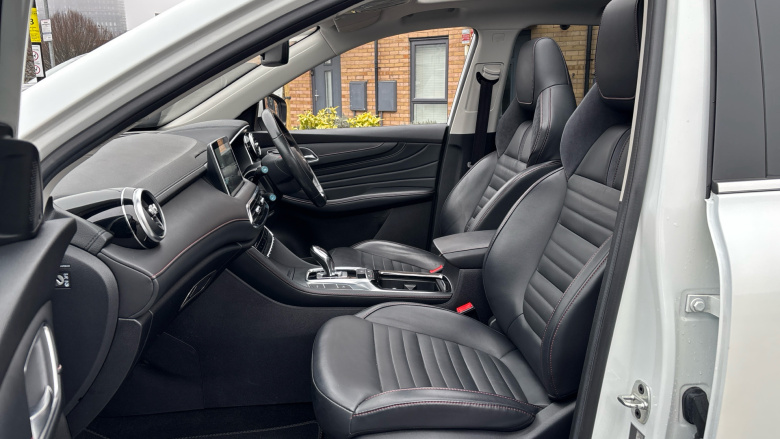 MG Hs 1.5 T-GDI PHEV Exclusive 5dr Auto Hatchback